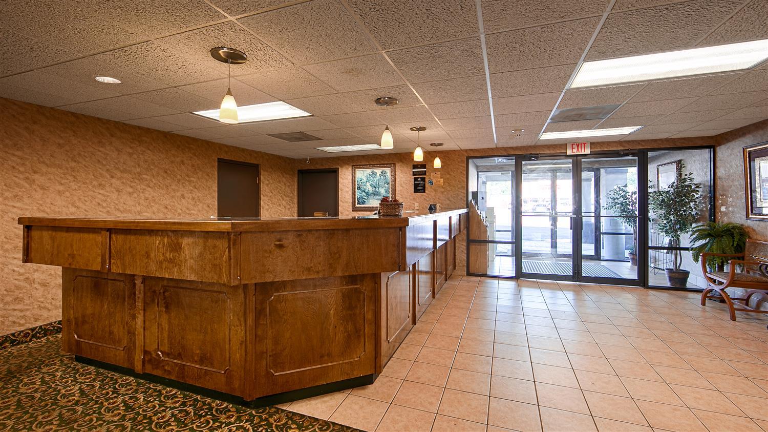 Rodeway Inn Barboursville Εξωτερικό φωτογραφία
