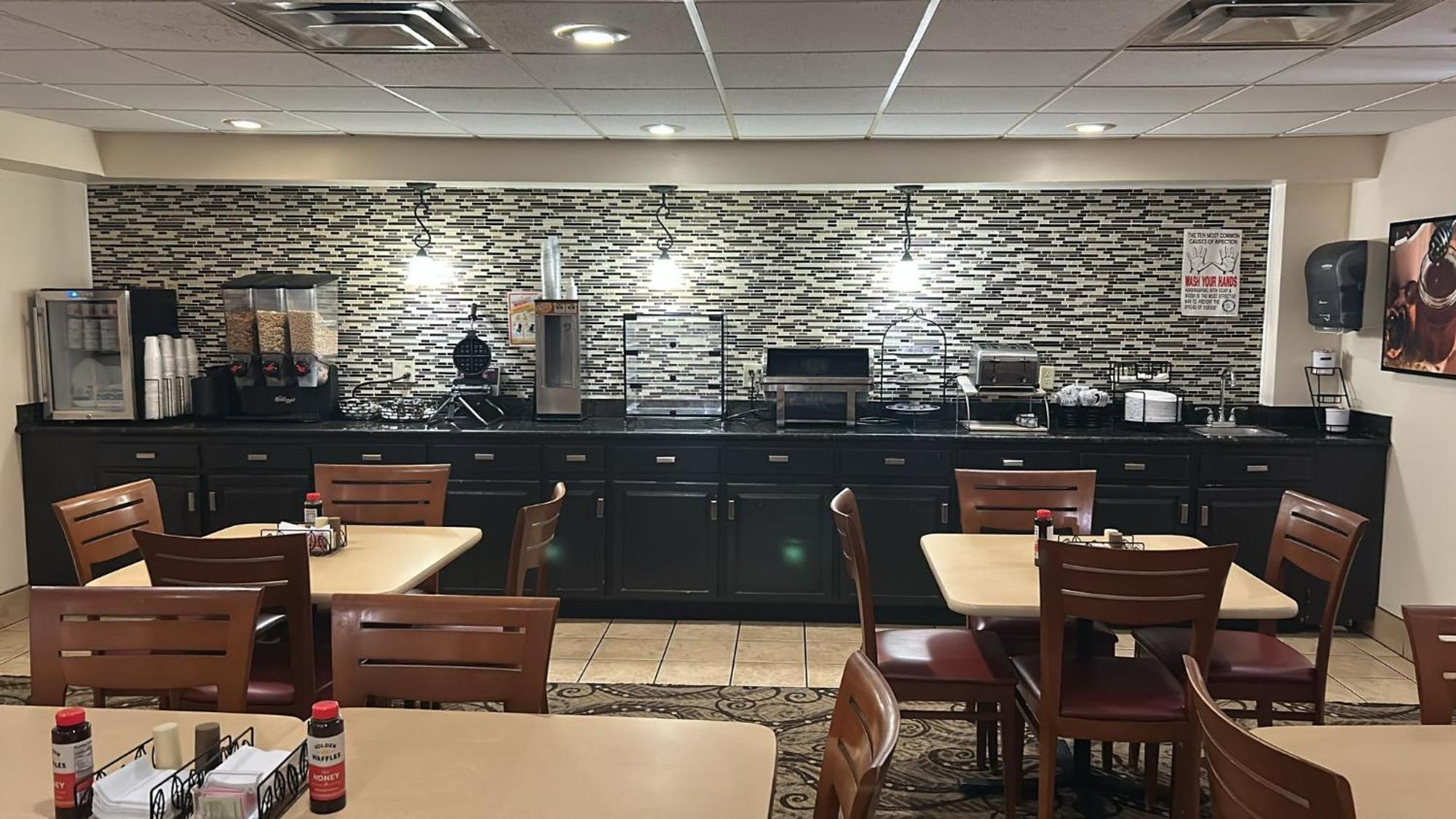 Rodeway Inn Barboursville Εξωτερικό φωτογραφία