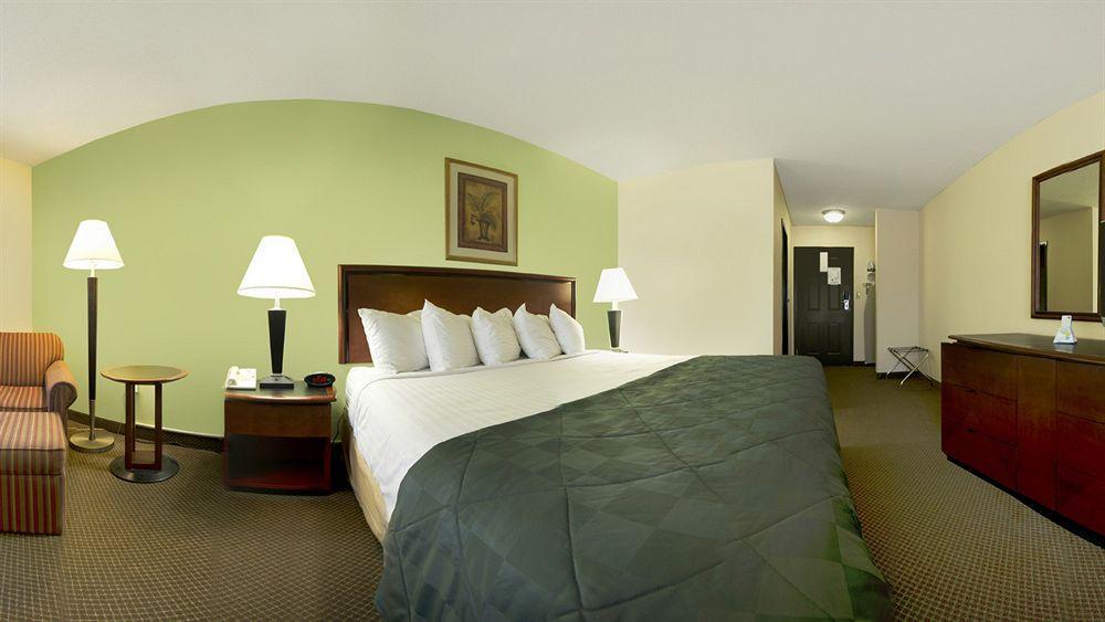 Rodeway Inn Barboursville Εξωτερικό φωτογραφία