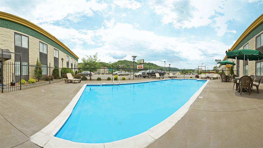 Rodeway Inn Barboursville Εξωτερικό φωτογραφία